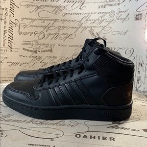 NEVER WORN High tops Adidas